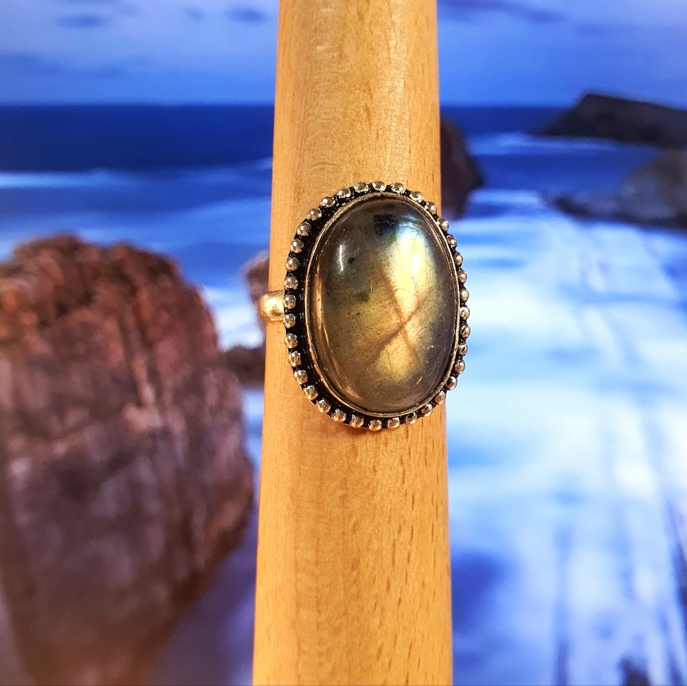 Labradorite Gemstone Sterling Silver Plated Ring Size 7.5